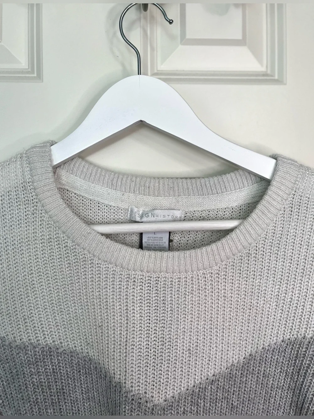 Design History Chevron Colorblock Crewneck Sweater